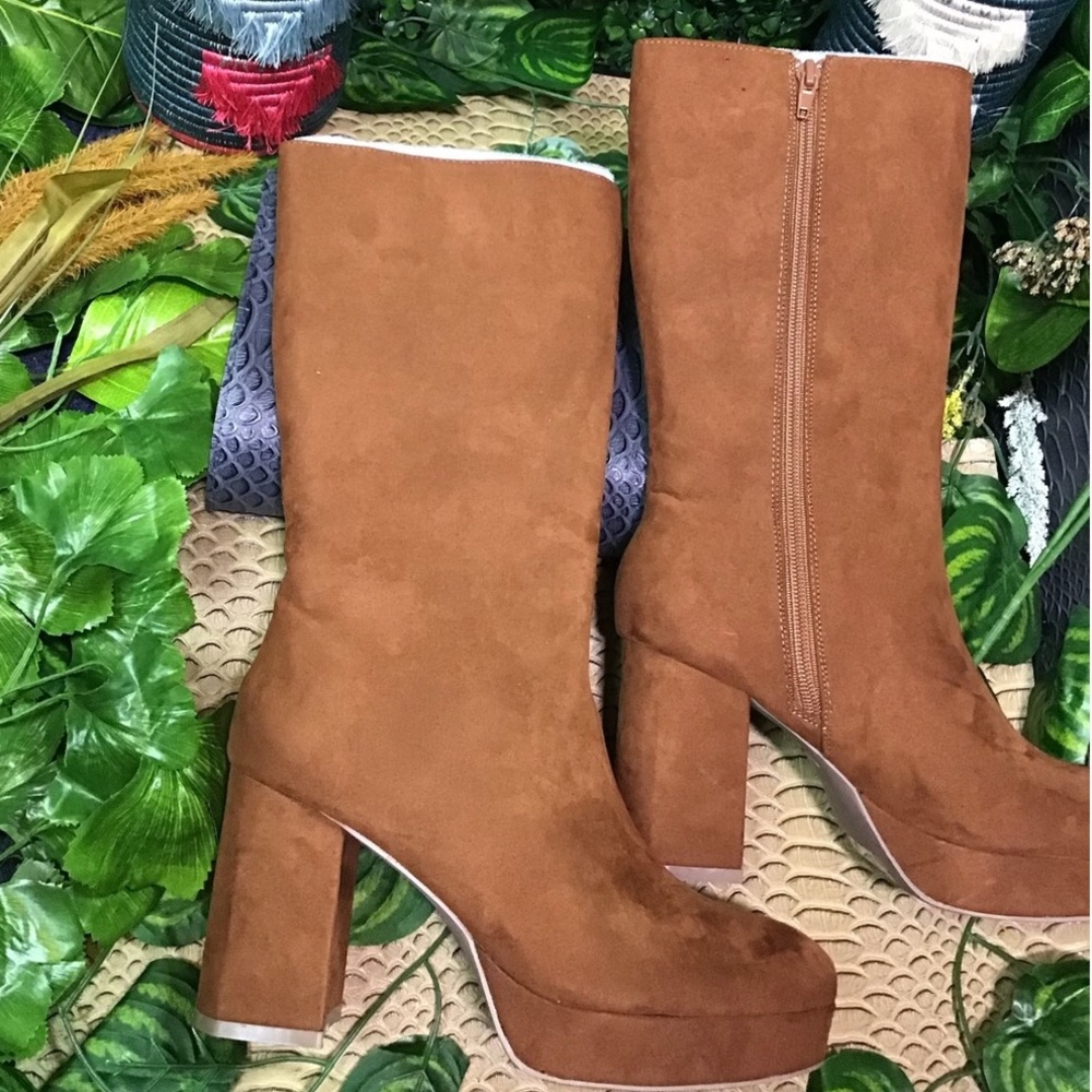NWT Forever 21 brown mid calf platform boots